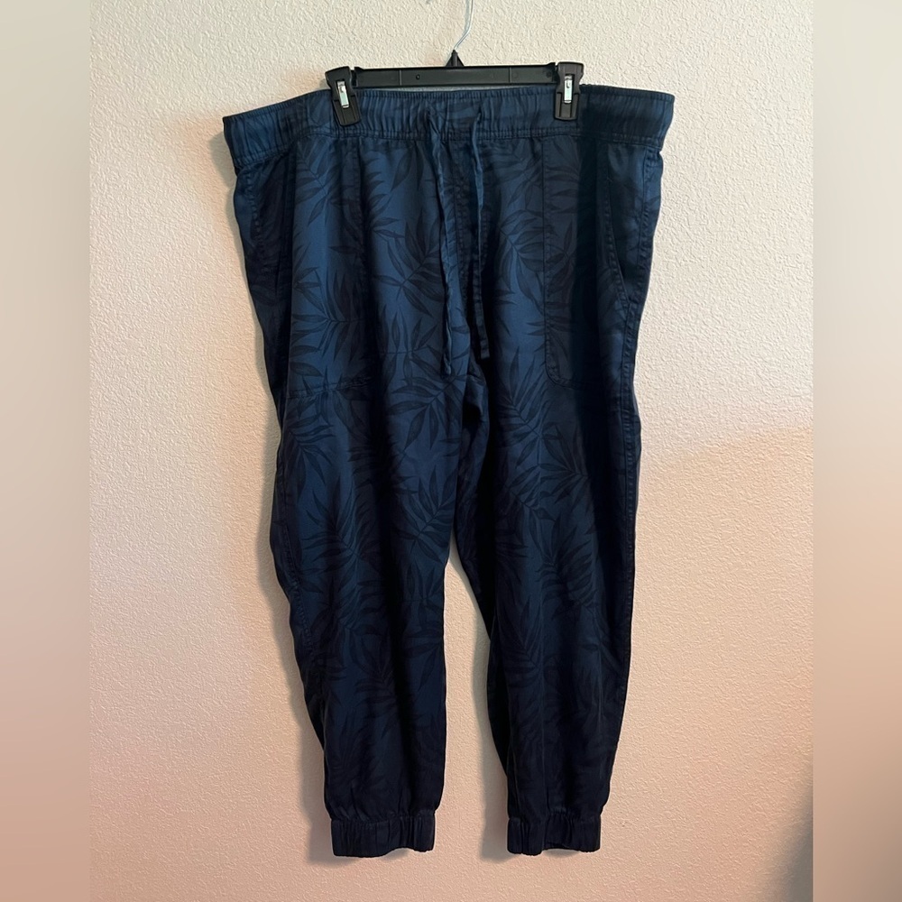 Orvis Blue and Black Palm Leaf Print Pants Size XXL